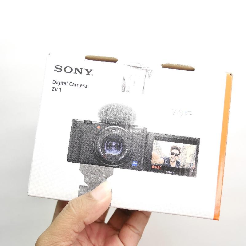Foto BARU /  NEW SONY ZV-1 HITAM LENGKAP ke-1