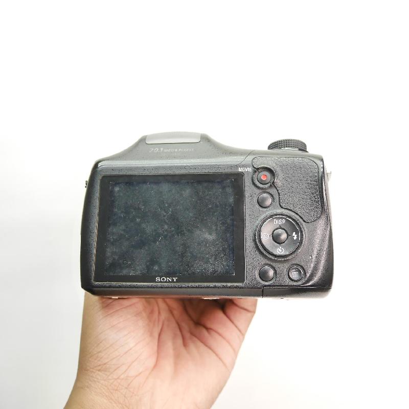 Foto SONY DSC-H300 HITAM LENGKAP kode 7220 ke-4