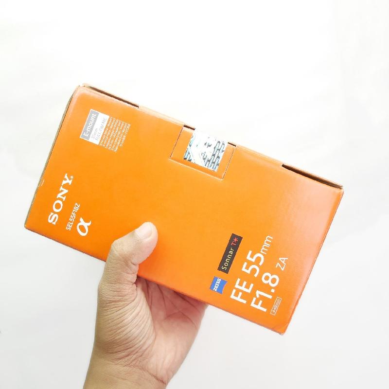 Foto NEW / BARU LENSA SONY FE 55mm f1.8 ZA T* LENGKAP BOX ke-2
