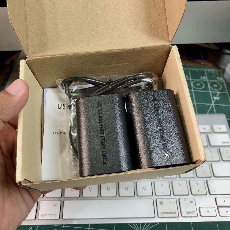Foto CASELL BATTERY PACK LP-E6N with DUAL CHARGER for CANON LP-E6N SECOND ke-3