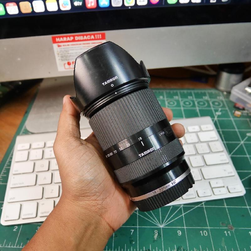 Foto LENSA TAMRON 18-200mm Di III VC for SONY ADA BOX kode 6159