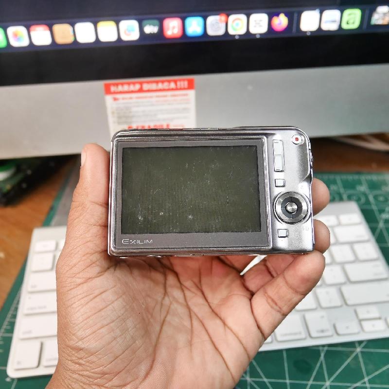 Foto CASIO EXILIM EX-S770 SILVER kode 1544F ke-4