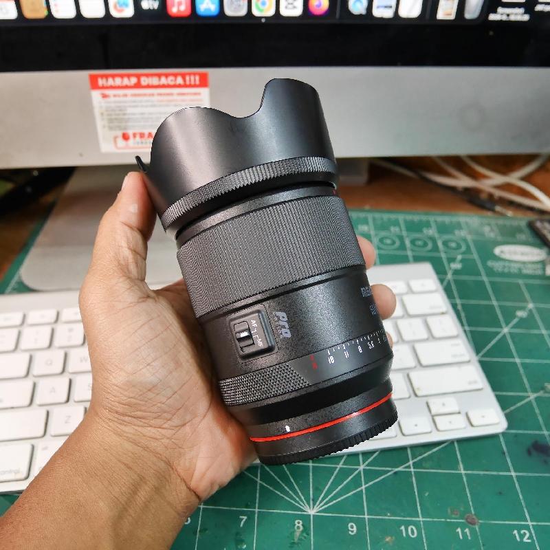 Foto LENSA MEIKE AF 55mm f1.8 for SONY FULLFRAME ADA BOX kode 2518 ke-2