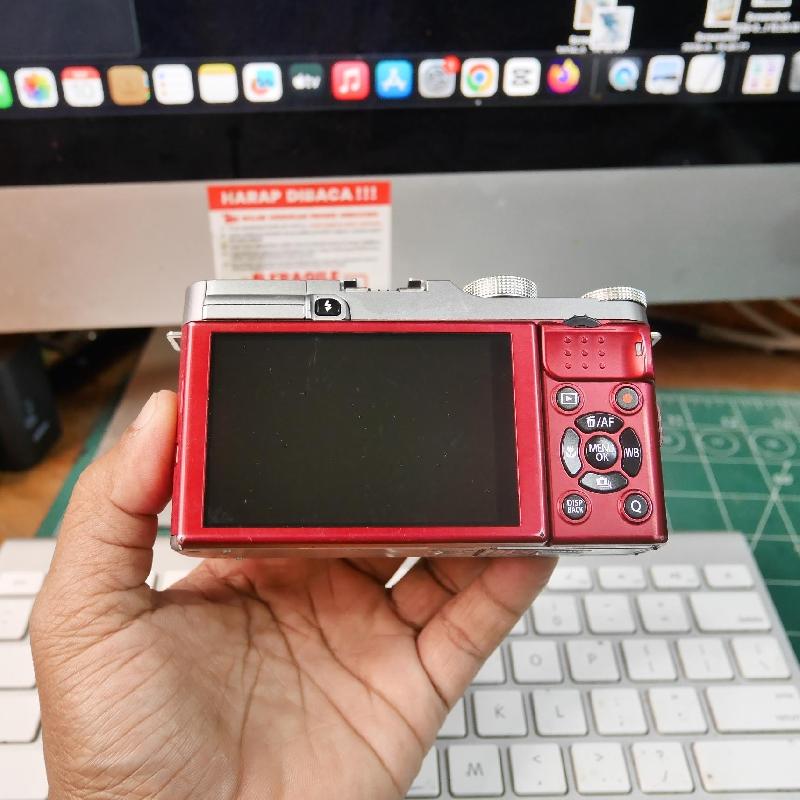 Foto FUJIFILM X-A1 BODY ONLY PINK kode 6238 ke-4
