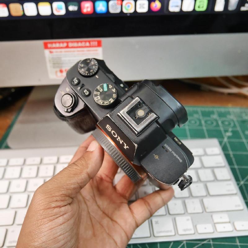 Foto SONY A7 MARK II BODY ONLY ADA BOX kode 9749 ke-3