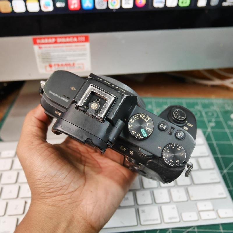 Foto SONY A7 MARK II BODY ONLY ADA BOX kode 9749 ke-6