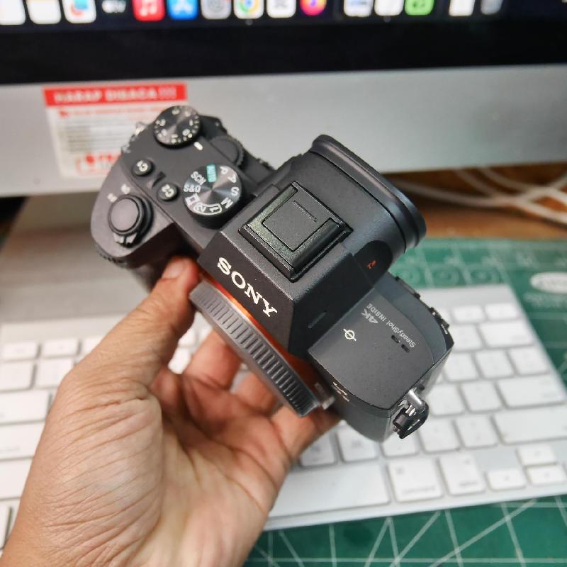 Foto SONY A7 MARK III BODY ONLY ADA BOX kode 2853 ke-3