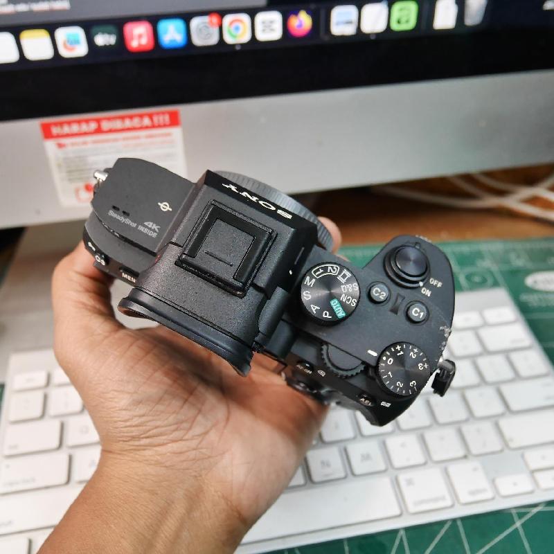 Foto SONY A7 MARK III BODY ONLY ADA BOX kode 2853 ke-6