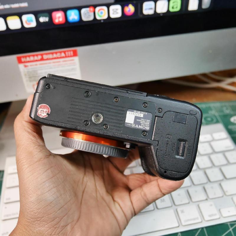 Foto SONY A7 MARK III BODY ONLY ADA BOX kode 2853 ke-7
