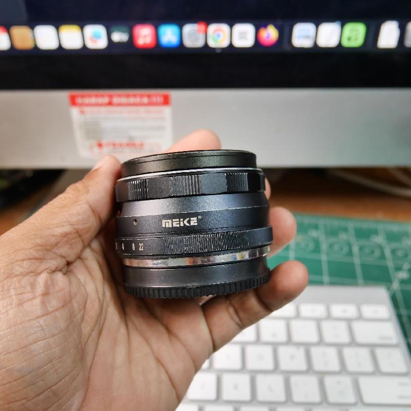 Foto LENSA MEIKE 35mm f1.7 for FUJIFILM kode 2383 ke-3