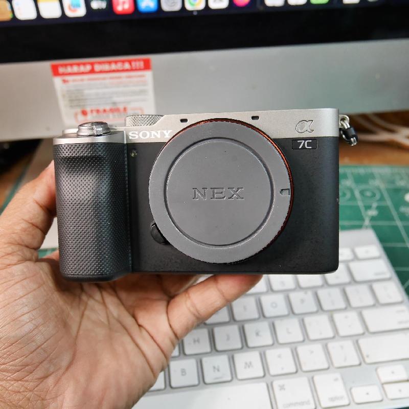 Foto SONY A7C BODY ONLY ADA BOX kode 3865