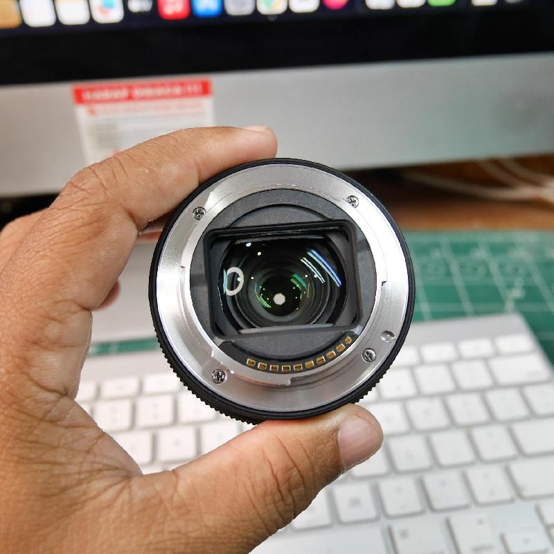 Foto LENSA KIT SONY FE 28-60mm kode 6428 ke-5