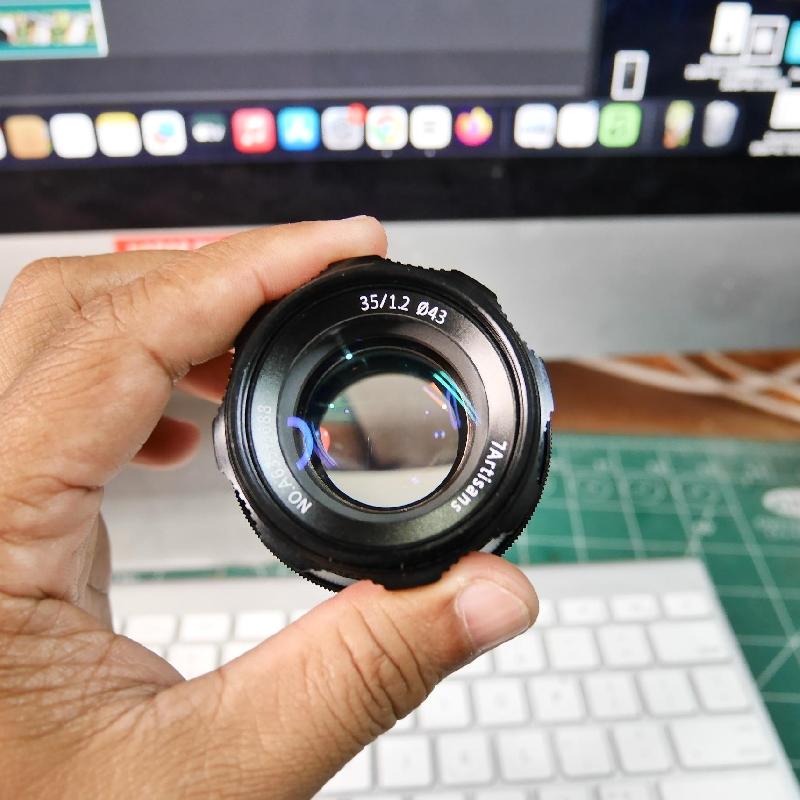 Foto LENSA 7ARTISANS 35mm f1.2 for FUJIFILM ADA BOX kode 3688 ke-4