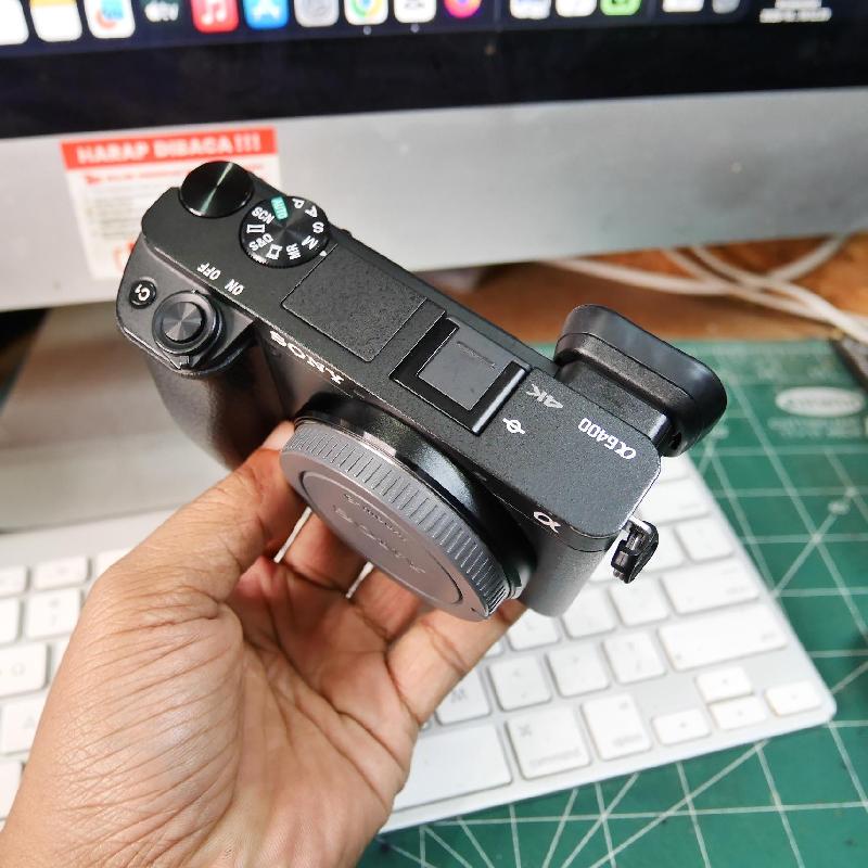 Foto SONY A6400 BODY ONLY ADA BOX kode 1393 ke-4
