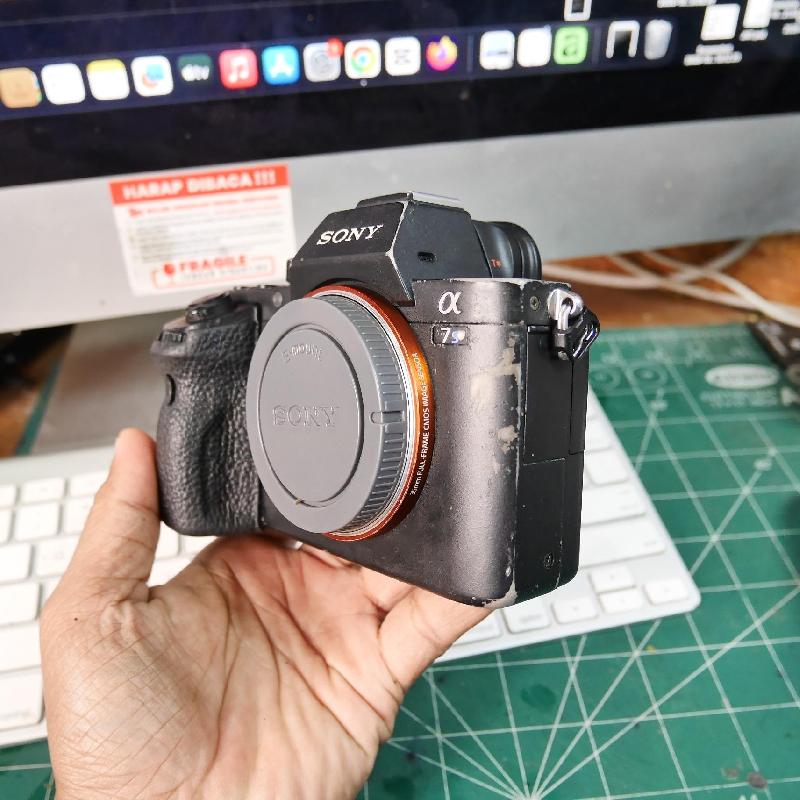 Foto SONY A7S MARK II BODY ONLY ADA BOX kode 4668 ke-2