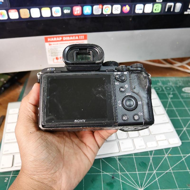 Foto SONY A7S MARK II BODY ONLY ADA BOX kode 4668 ke-4