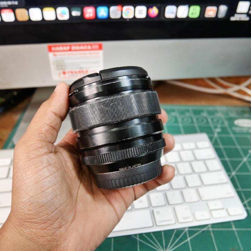 Foto LENSA FUJINON XF 23mm f1.4 R ADA BOX kode 0932 ke-3
