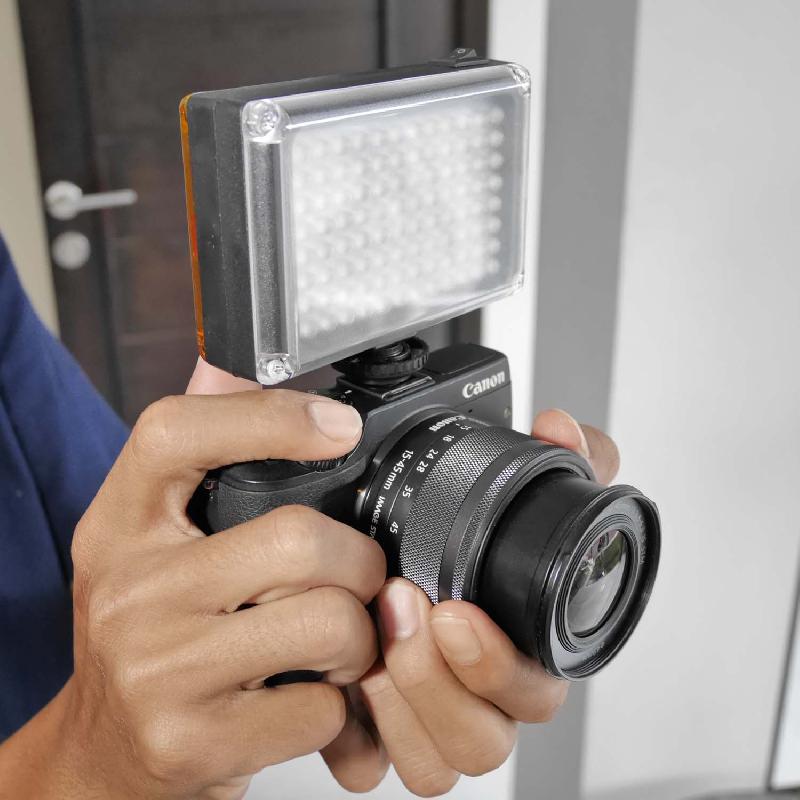 Foto Lampu Video Ulanzi FT-96 Portable LED Lighting ke-3